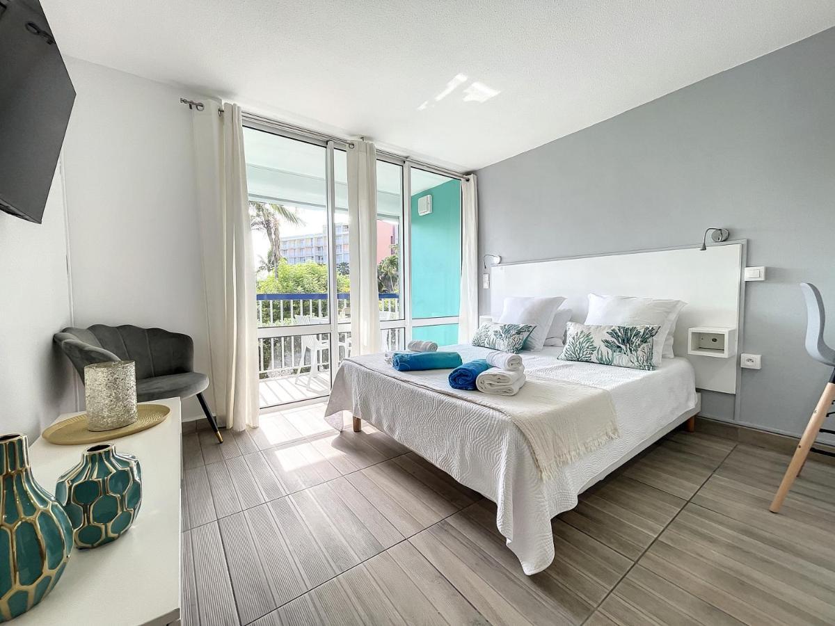 Blue Paradise Studio Avec Acces Privatif Plage Le Gosier  Buitenkant foto